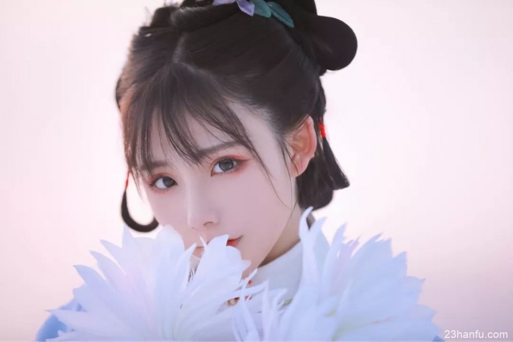 【汉服小仙女】忙趁东风放纸鸢