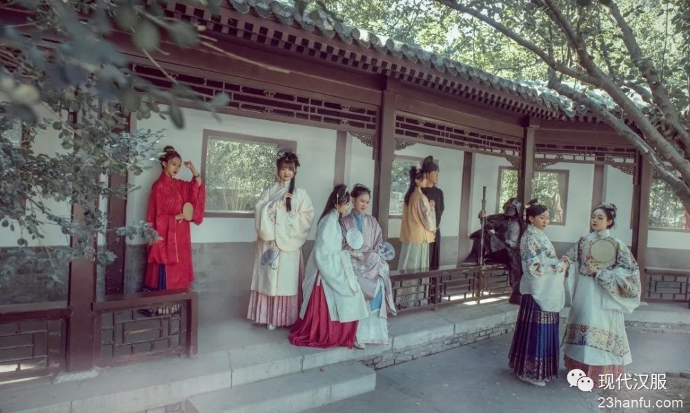 复兴的汉服,接续的传统——重新认识回归现代的汉服
