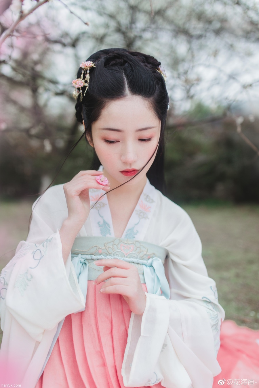 【汉服CP】有美人兮，见之不忘