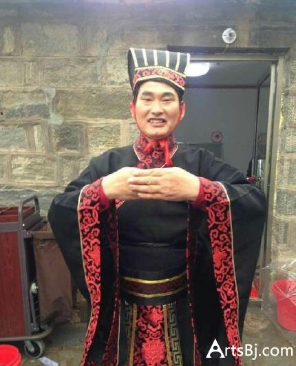 北京汉服协会:一人我饮酒醉，浊酒倾杯把客邀