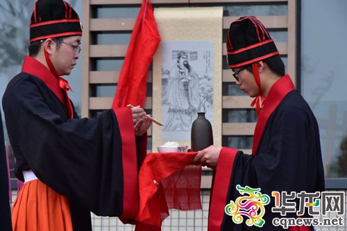 做个优雅的“汉服控”