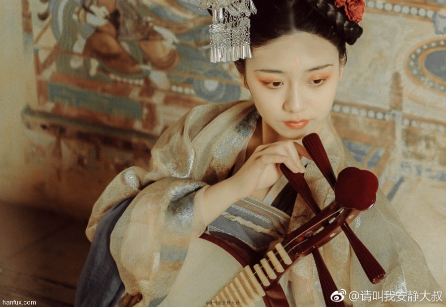 【汉服CP】有美人兮，见之不忘