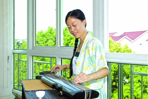 学过茶艺 能弹古琴 会制汉服 德清蠡山村有位美丽女代言