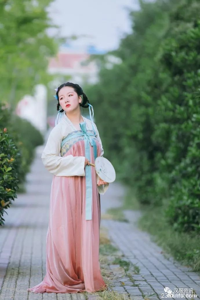 【汉服摄影】袅娜少女羞,岁月无忧愁