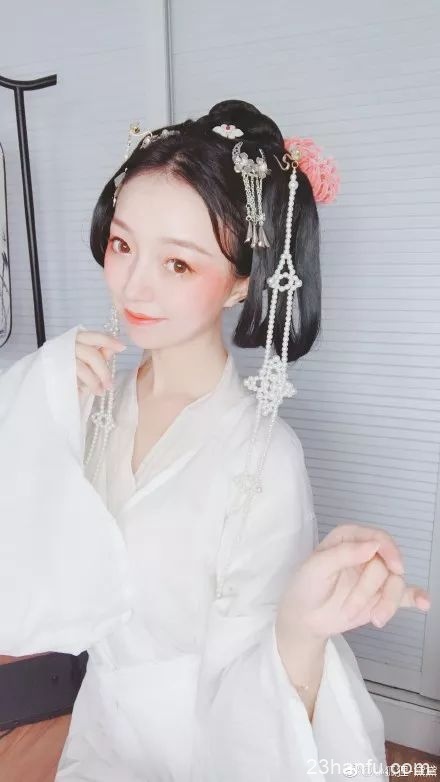 【汉服妆容】唐妆口味有点重：喜欢汉服的你，妆化对了么？