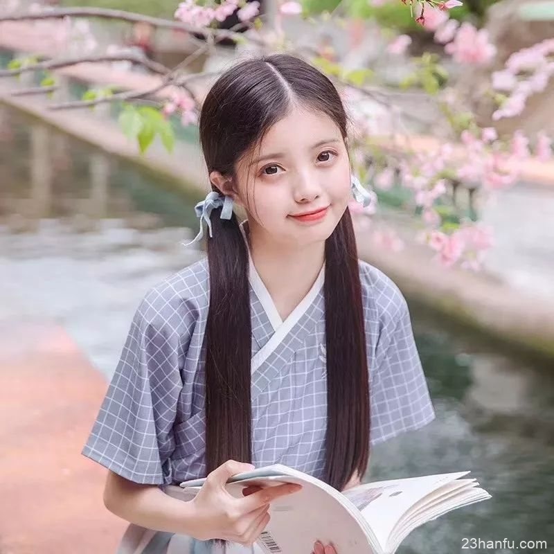 汉服是中华文化的代表性符号,值得我们正视她,弘扬她!