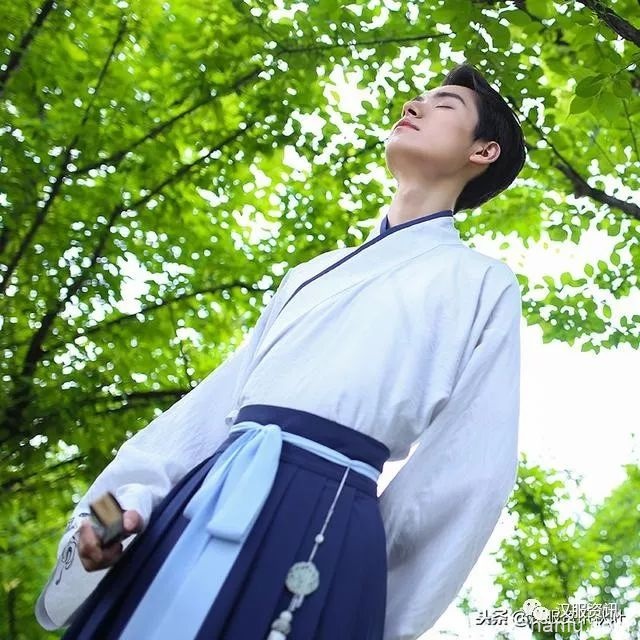 被誉为“破产三姐妹”之一的汉服,真的很贵吗?