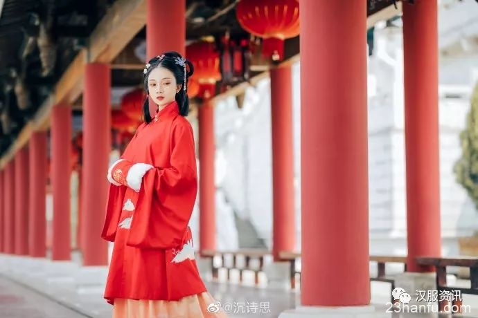 【汉服私影】 要多少青空,流云才会回眸。