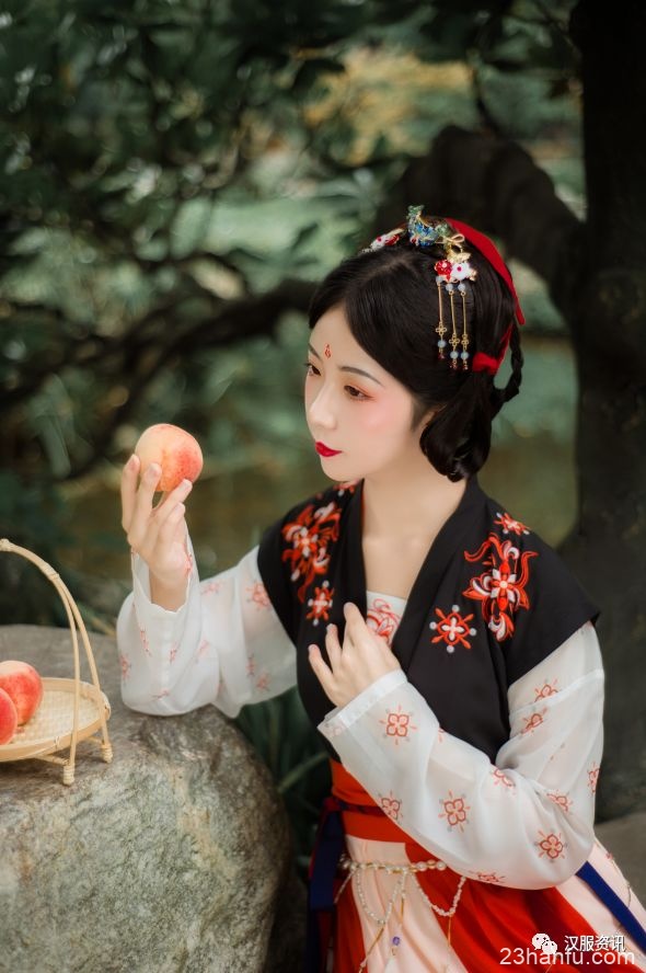 【汉服摄影】人间有味是清欢