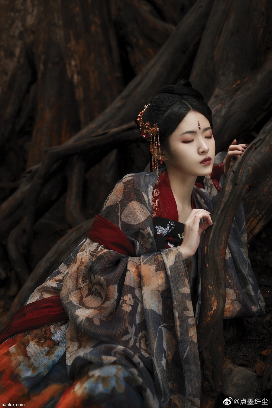 这个妹妹我是见过的。