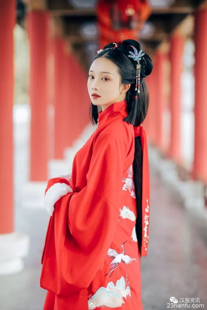 【汉服私影】 要多少青空,流云才会回眸。
