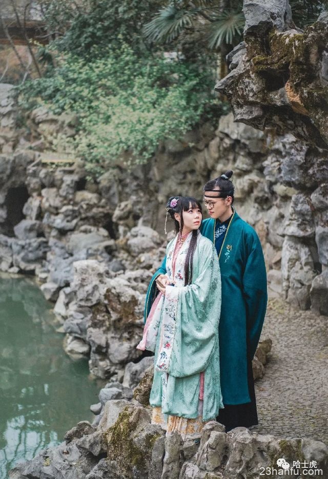 别穿情侣T恤了,汉服情侣装才真的有质感,特别又唯美