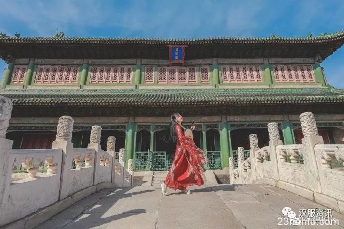 【汉服私影】云中谁寄锦书来