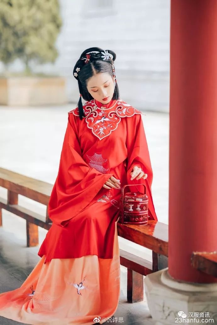 【汉服私影】 要多少青空,流云才会回眸。