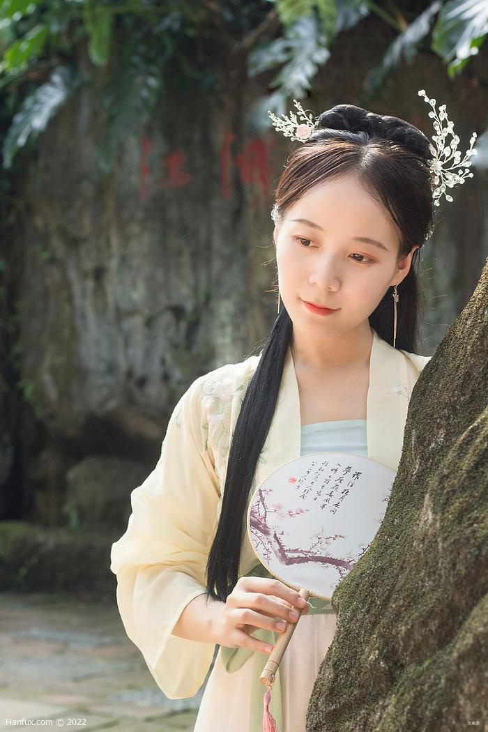 【汉服私影】静谧