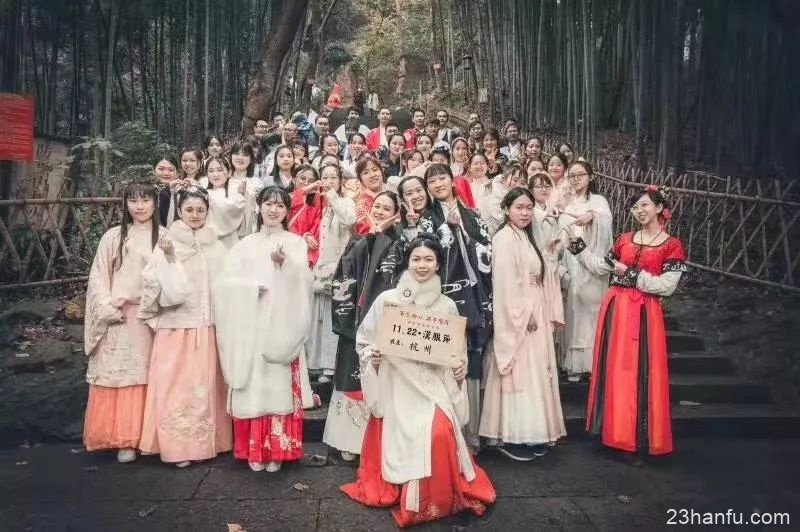 汉服复兴的真义在哪里?这个视频道出了同袍内心的初衷!