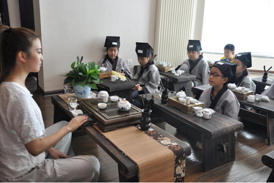 教你如何挑选合自己的汉服，炫出中国风！