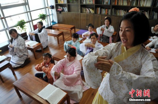 汉服复兴的真义在哪里？这个视频道出了同袍内心的初衷！