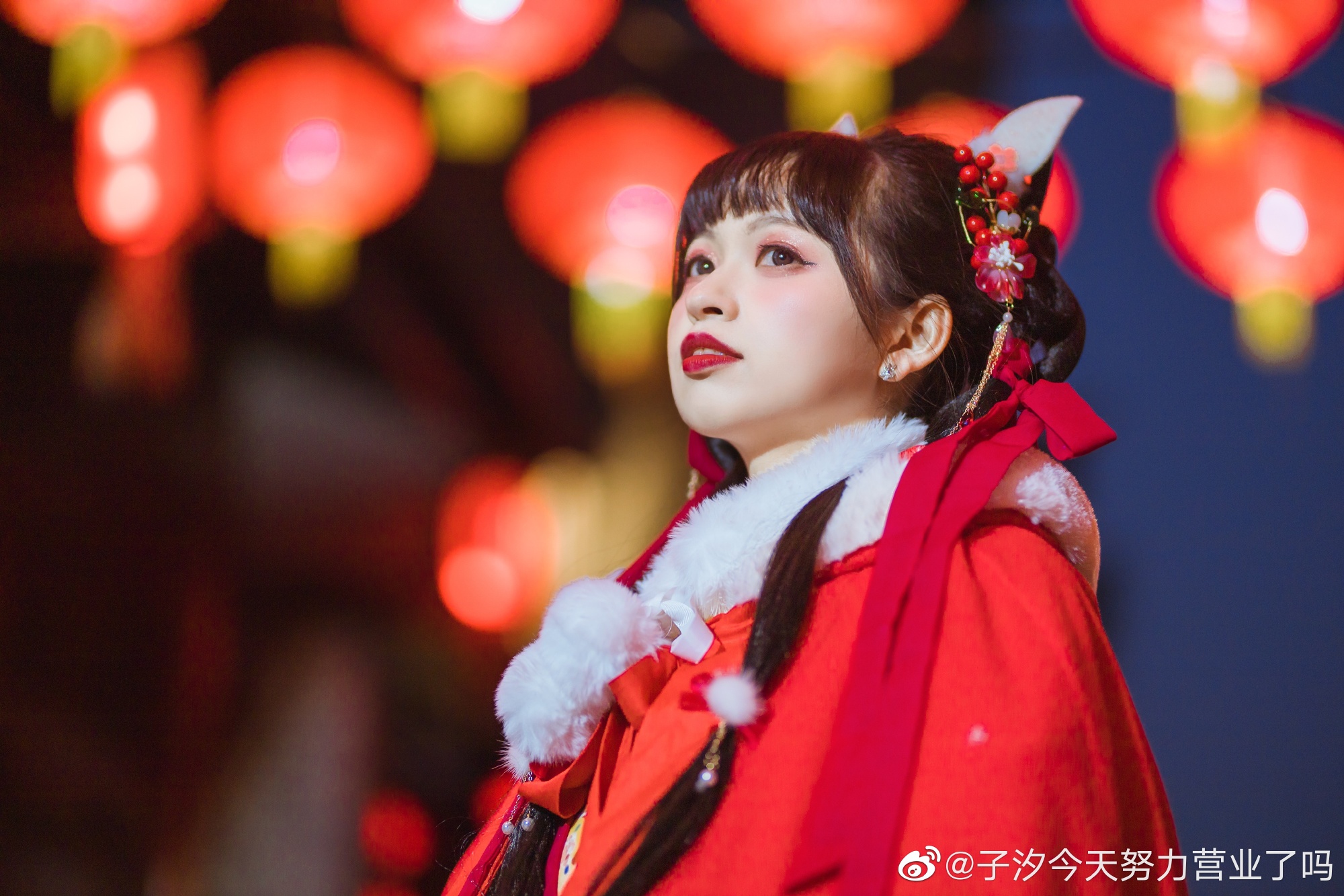 汉服写真 听说，元宵灯会是男女约会的好时节@子汐今天努力营业了吗