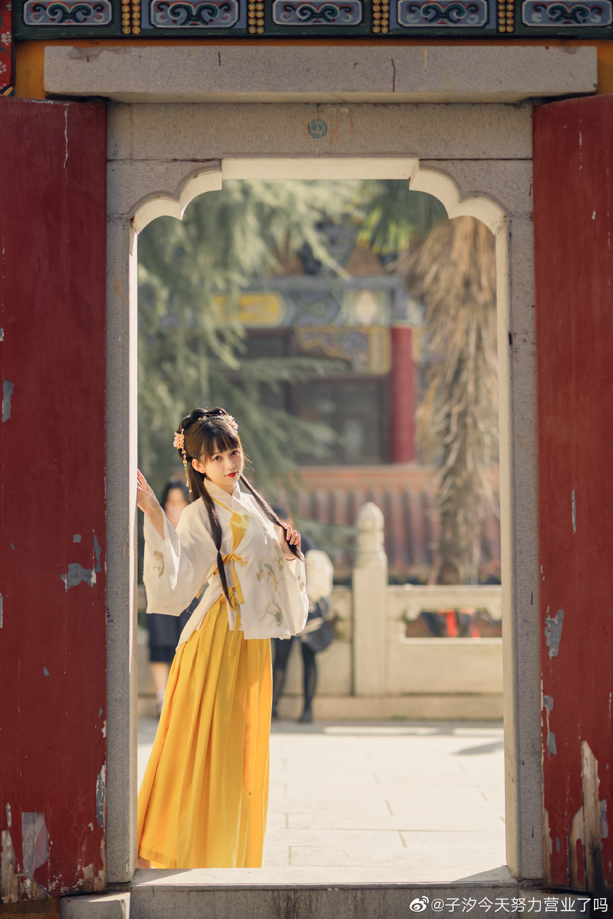 【汉服】邻家有女初长成 是邻家小妹的感觉 @子汐今天努力营业了吗