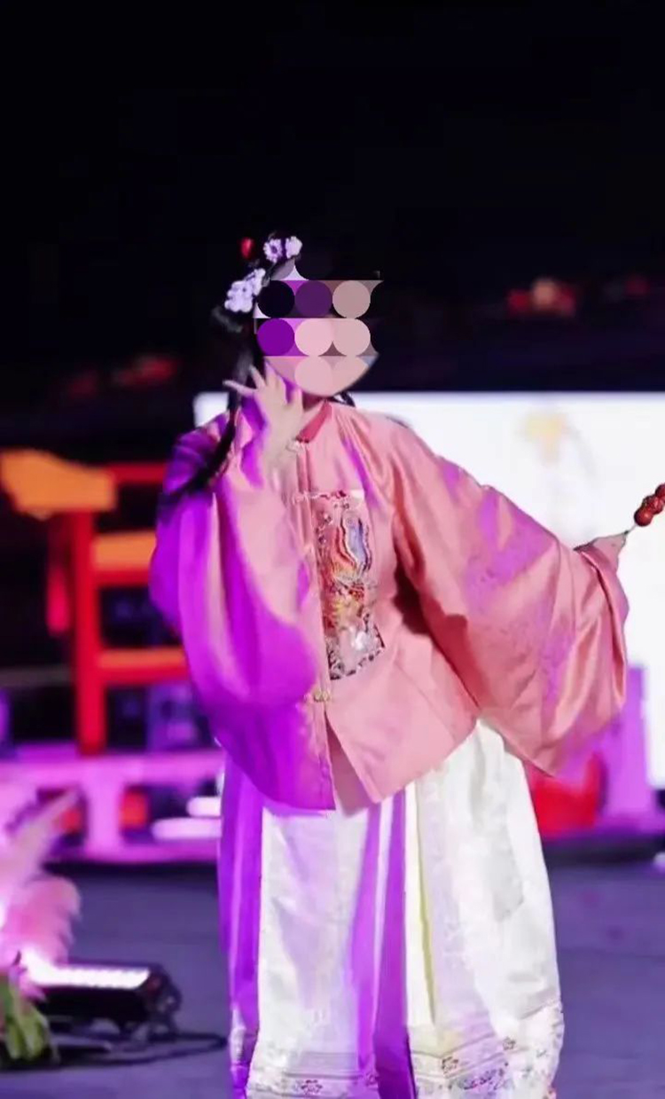 成为汉服模特只需要长得好看？