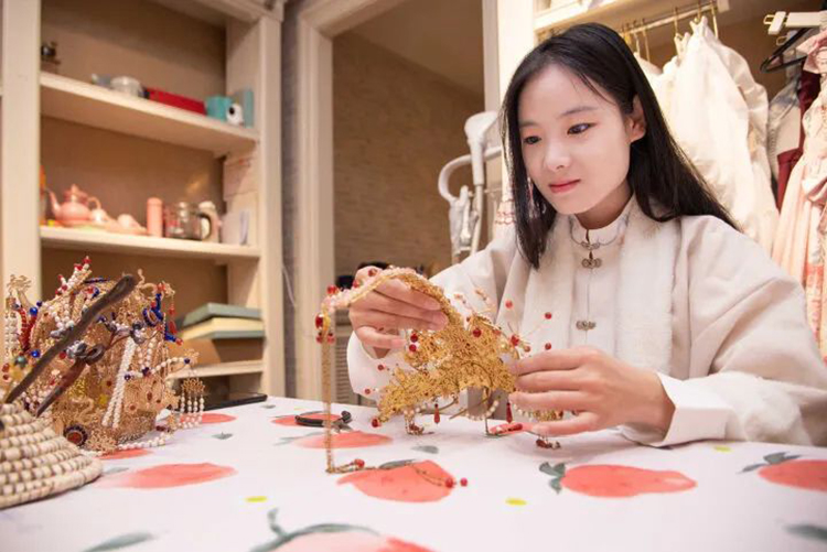 不爱潮服爱汉服！德州“汉服风潮”持续升温中的汉服同袍们！