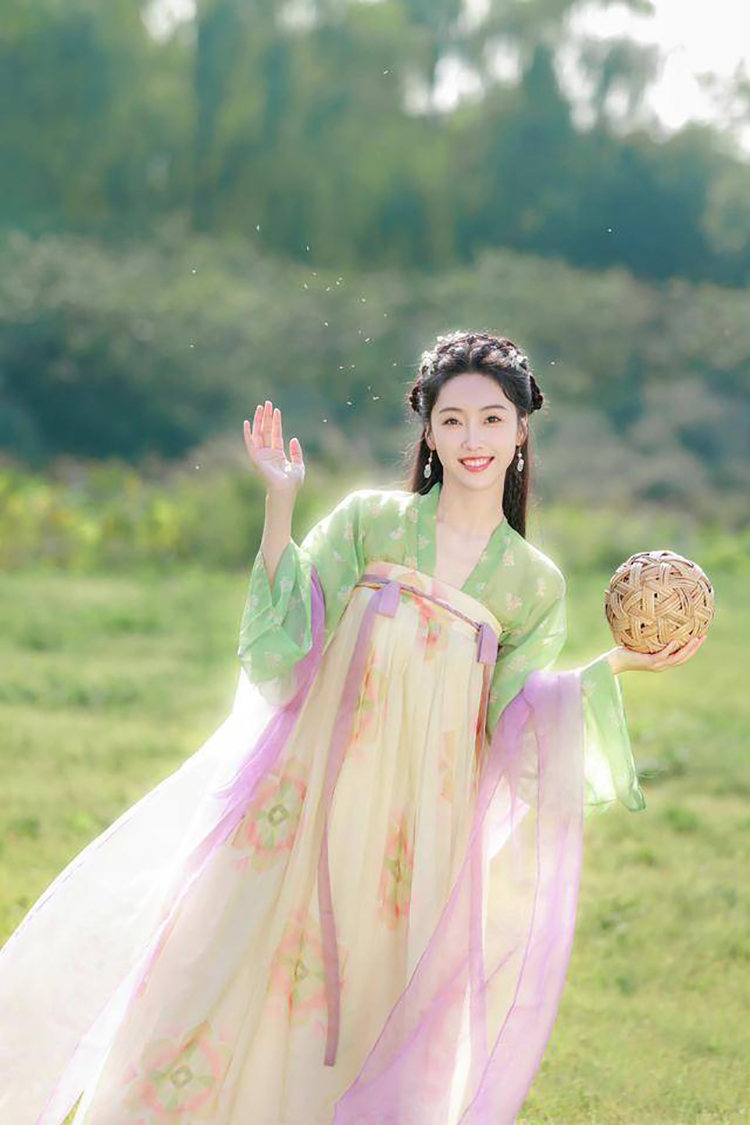 穿汉服的宣璐，这样的师姐我真的爱了！