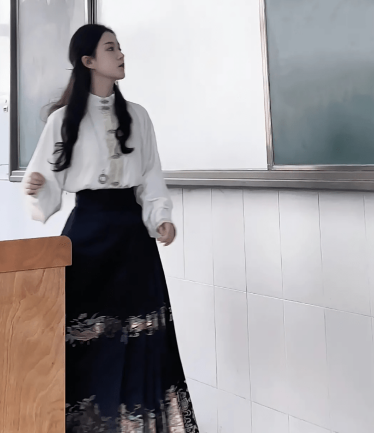 穿搭指南｜今日小雪，时令汉服推荐