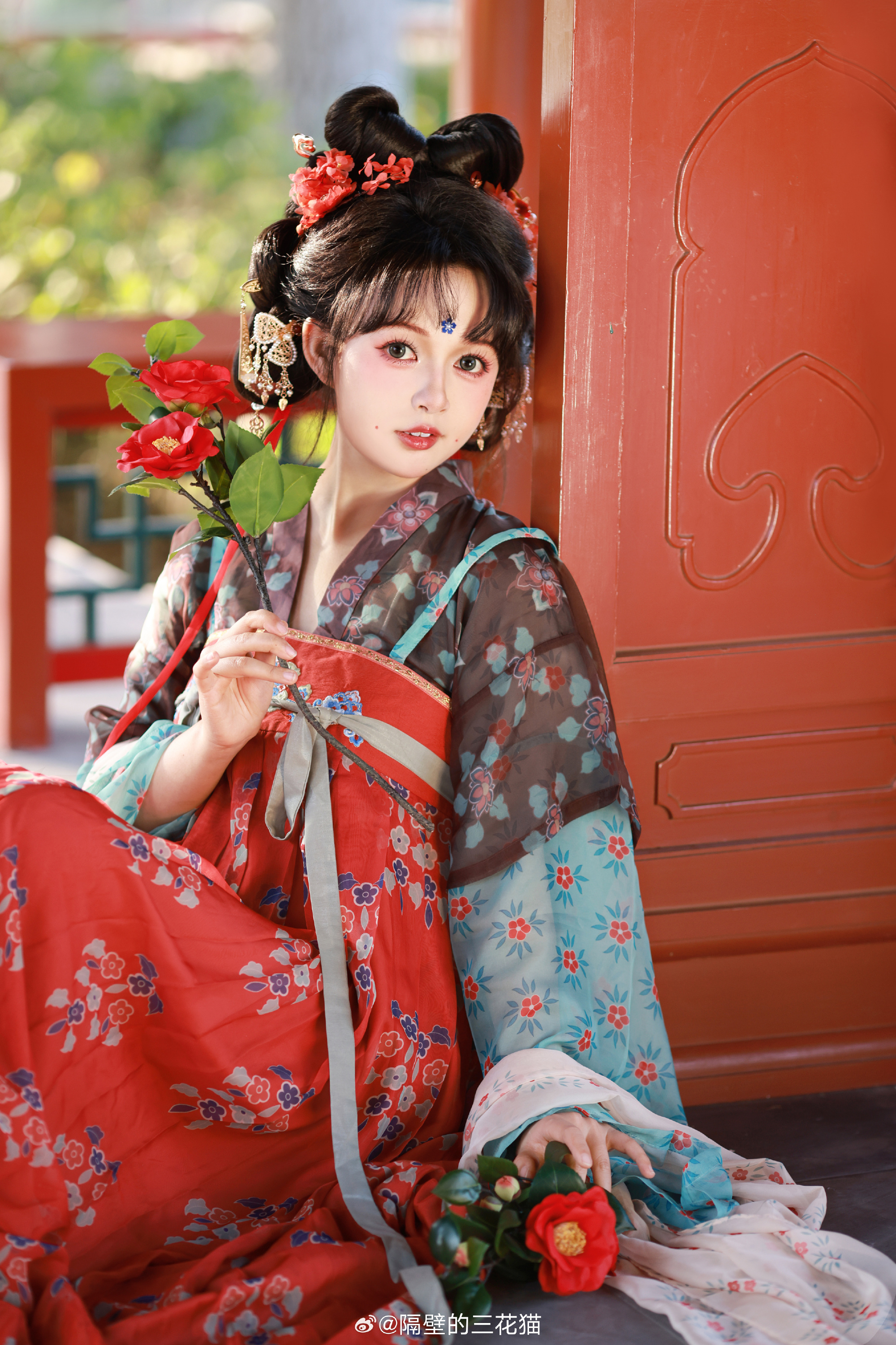 汉服 秋日里的第一抹红…@黑猫猫OvO