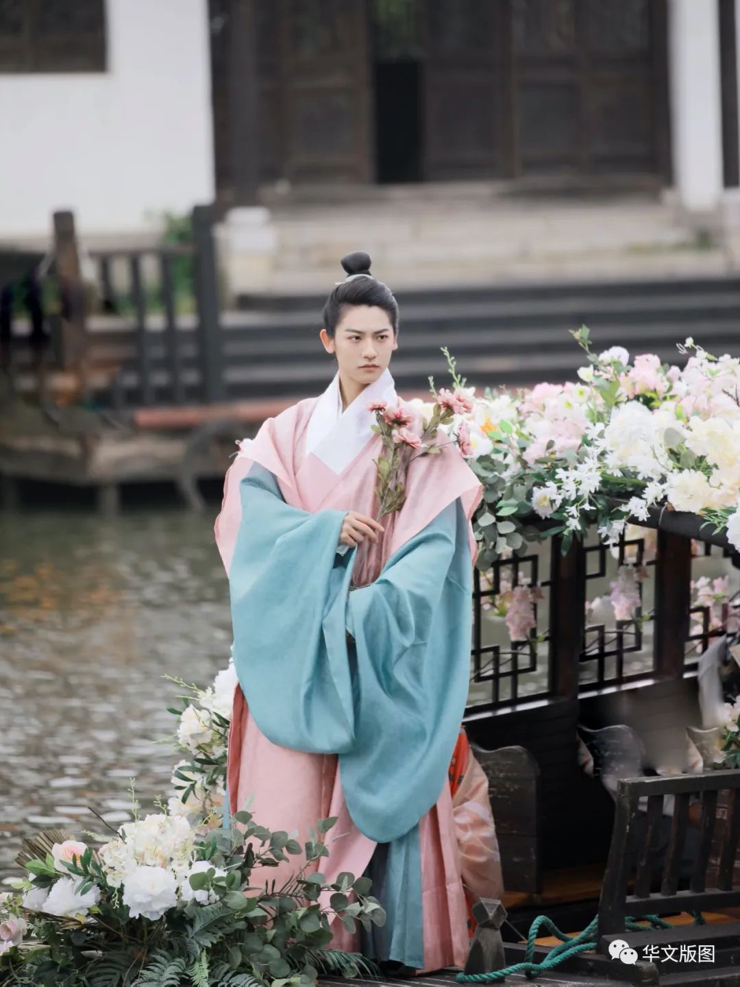 古人夏天穿汉服不会热吗？告诉你，这么穿！