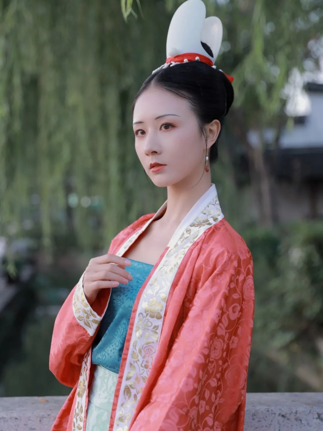 古人夏天穿汉服不会热吗？告诉你，这么穿！