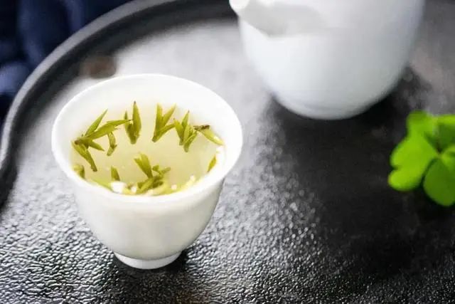 喝茶，是修心养生的事， 更是培养气质的事。