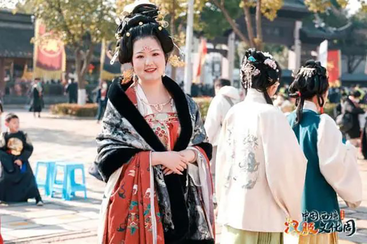 西塘汉服文化周｜绮罗华裳飞舞，第十届汉服周现场