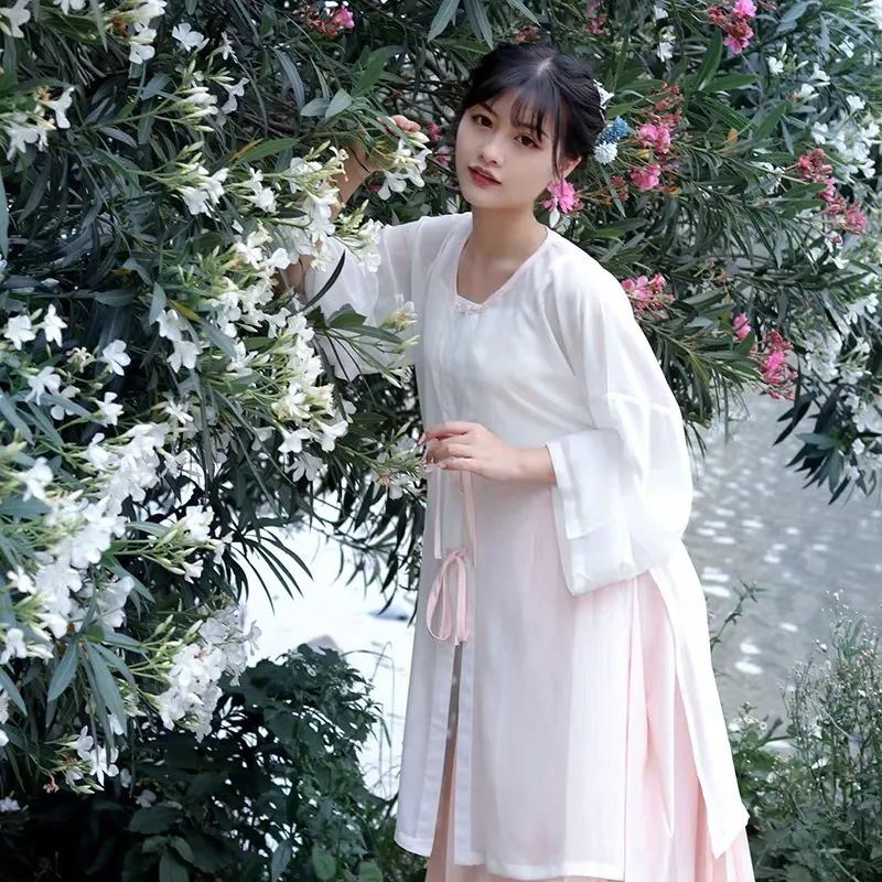 夏天穿什么样的汉服不热？