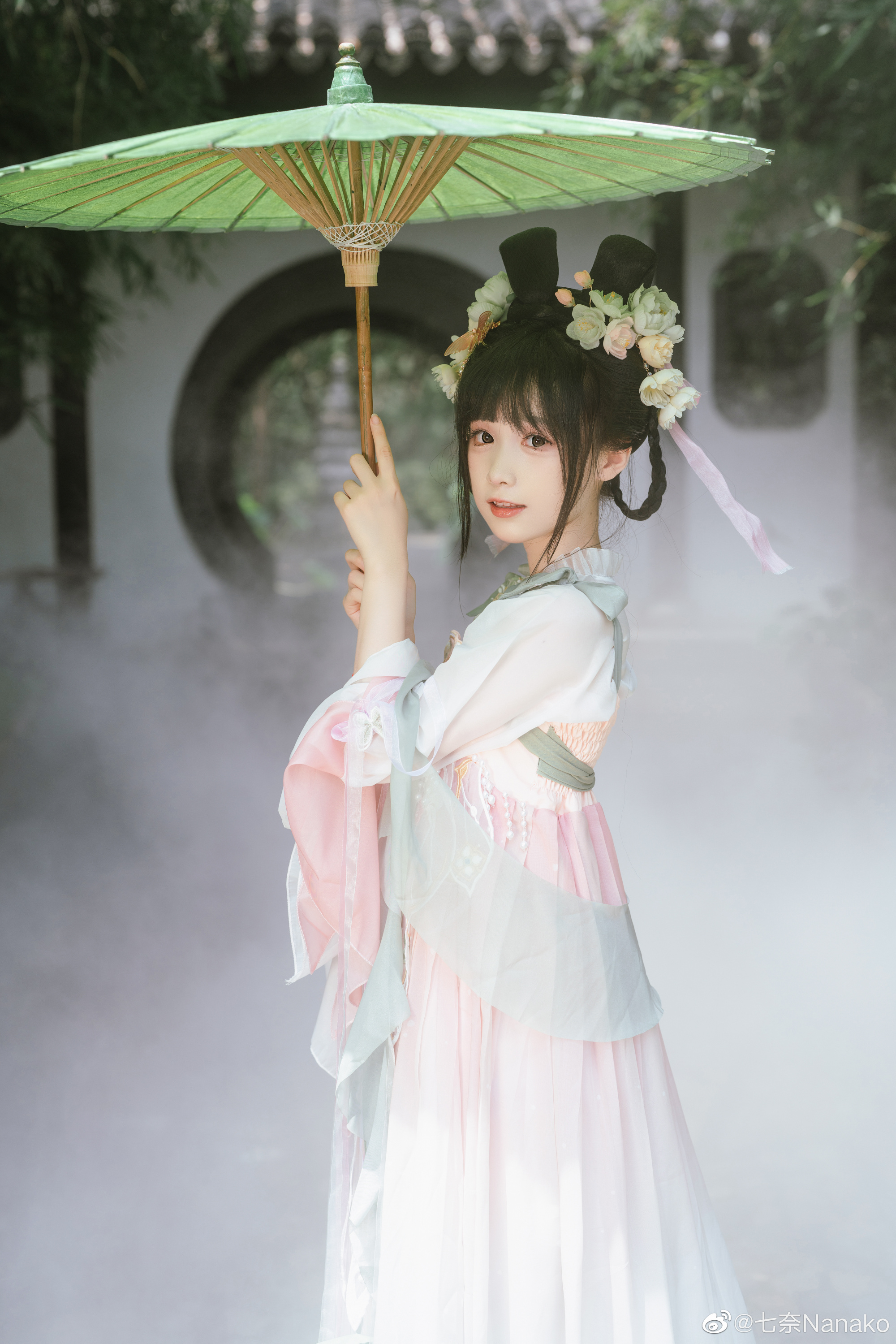 夏日汉服写真 是谁家的荷花小兔仙走丢了 ！打扰了是我的@七奈Nanako