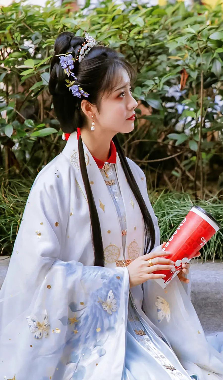 圣微再登榜首，杨馥羽首度榜眼，看2022最受欢迎的汉服模特都有谁？