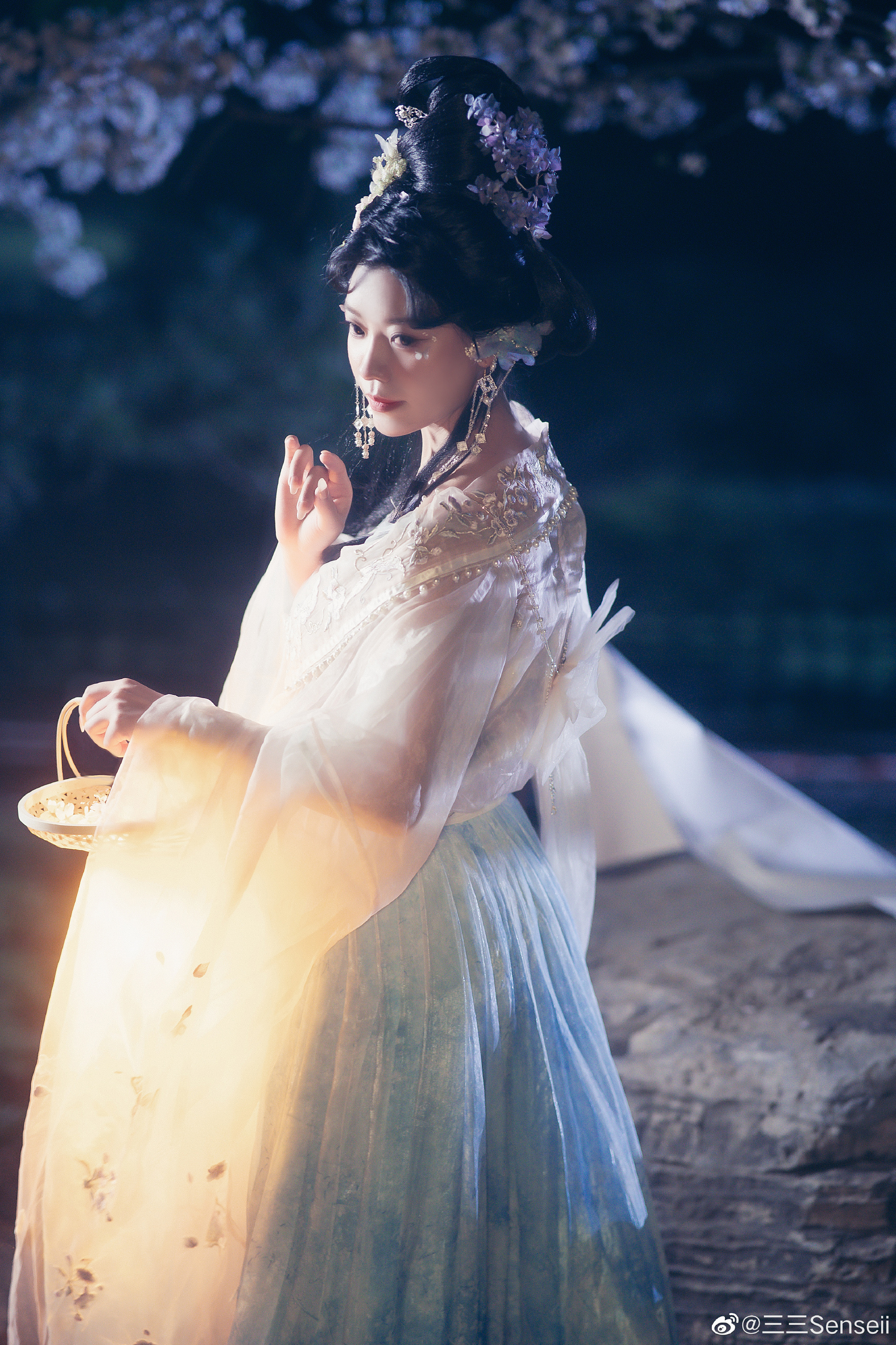 【汉服】 他时回首谁堪忆 春有樱花秋木犀@三三Senseii