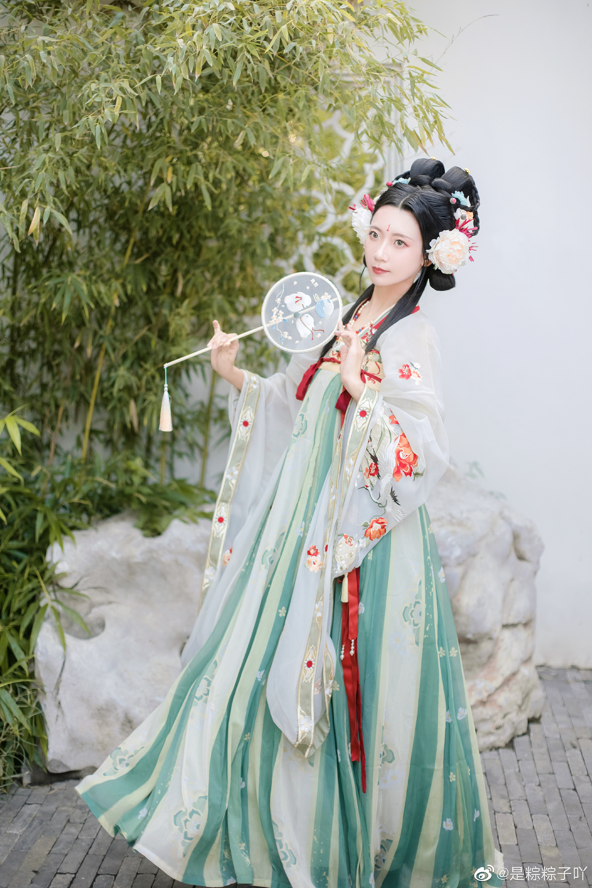 岁岁常欢愉，年年皆胜意 @是粽粽子吖