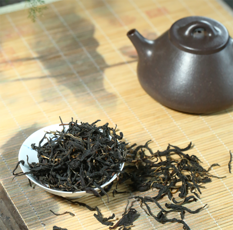 人生如茶，不争，才是至境！