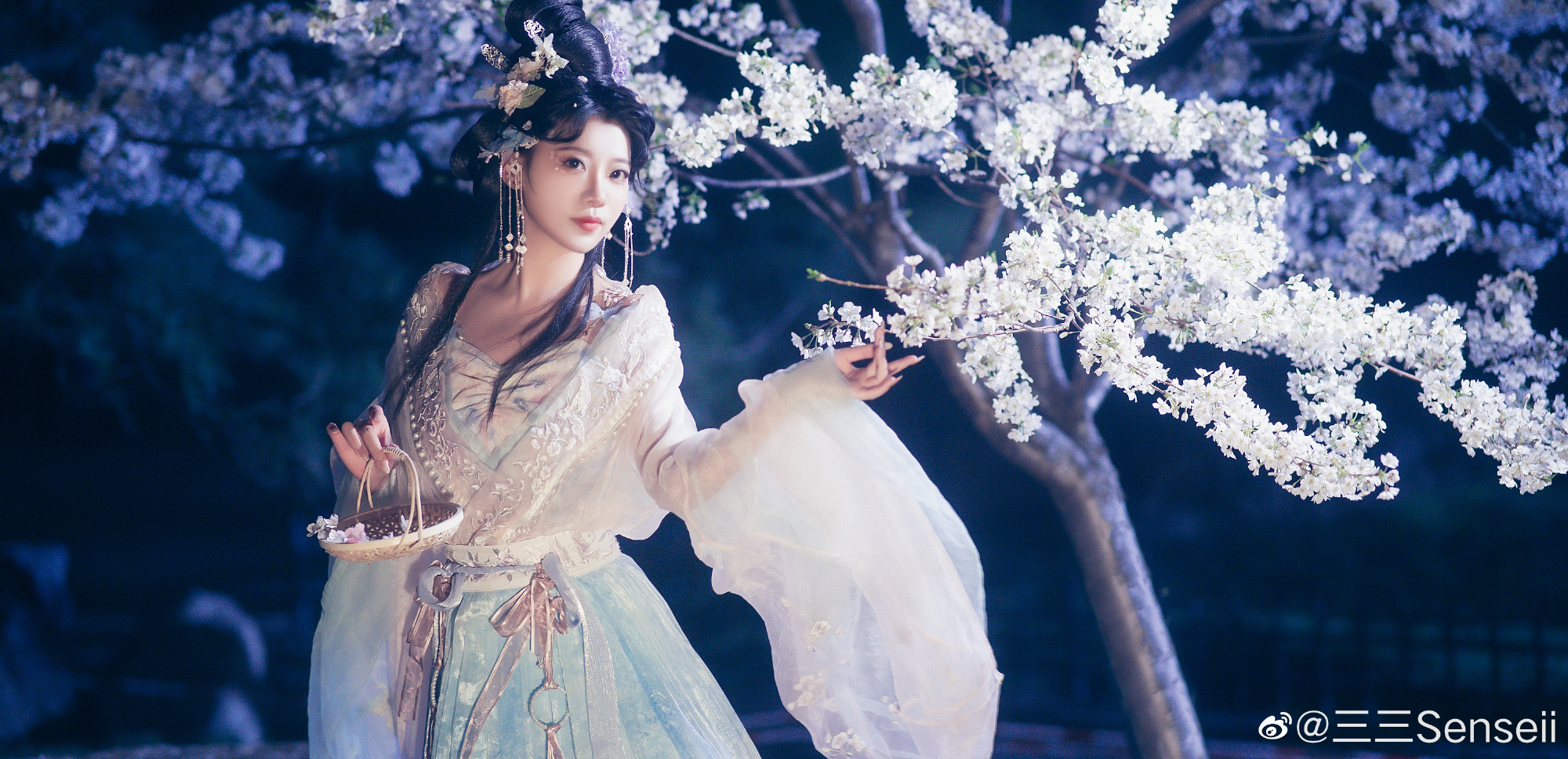【汉服】 他时回首谁堪忆 春有樱花秋木犀@三三Senseii