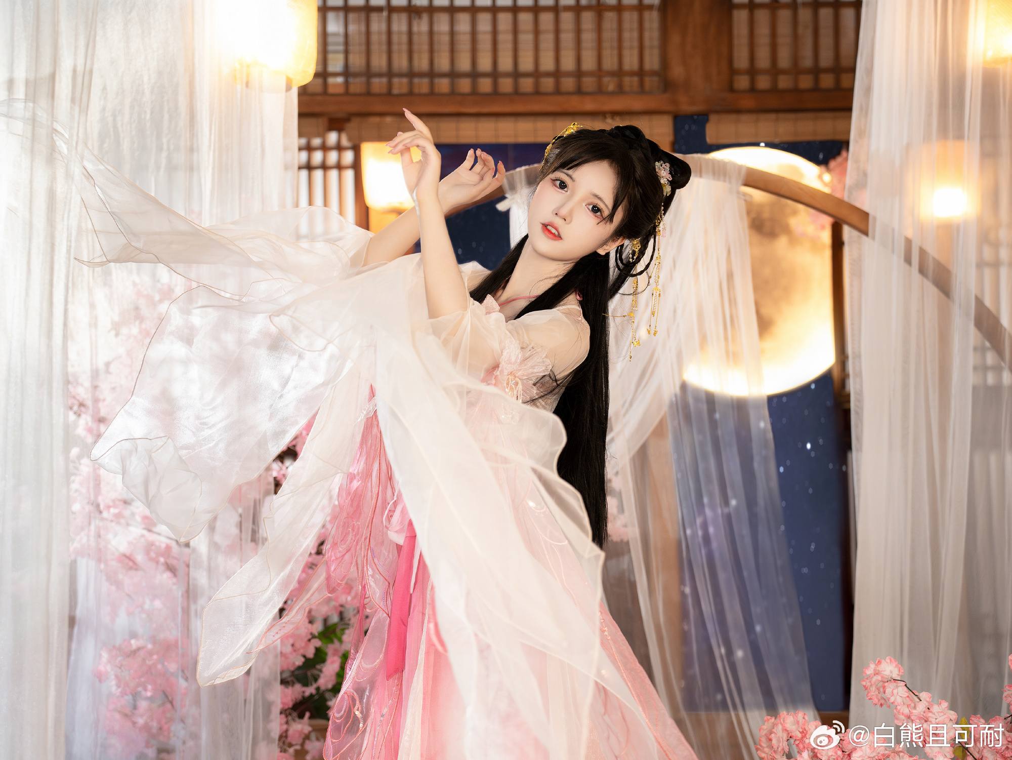 汉服花好月圆时@白熊且可耐
