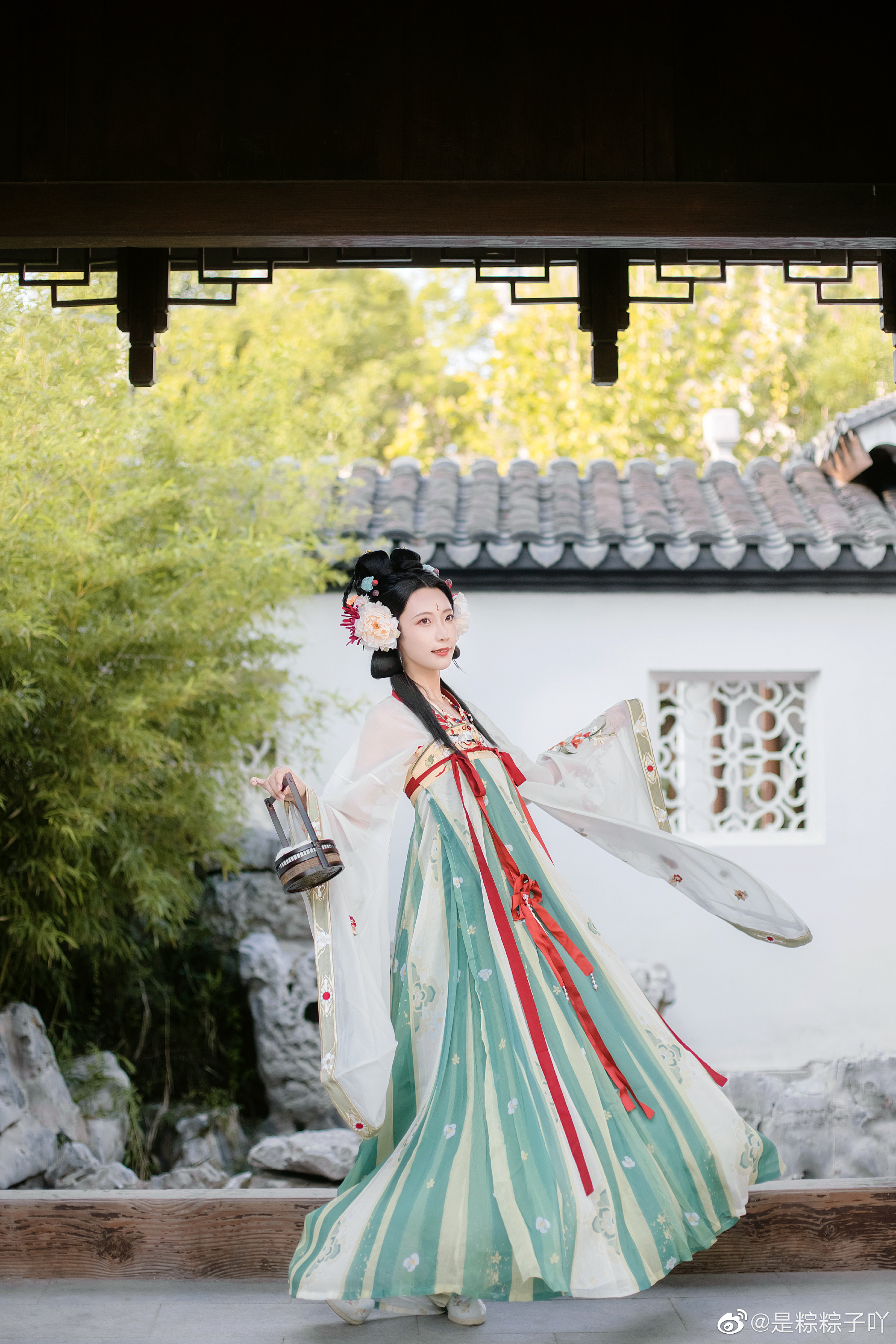 岁岁常欢愉，年年皆胜意 @是粽粽子吖