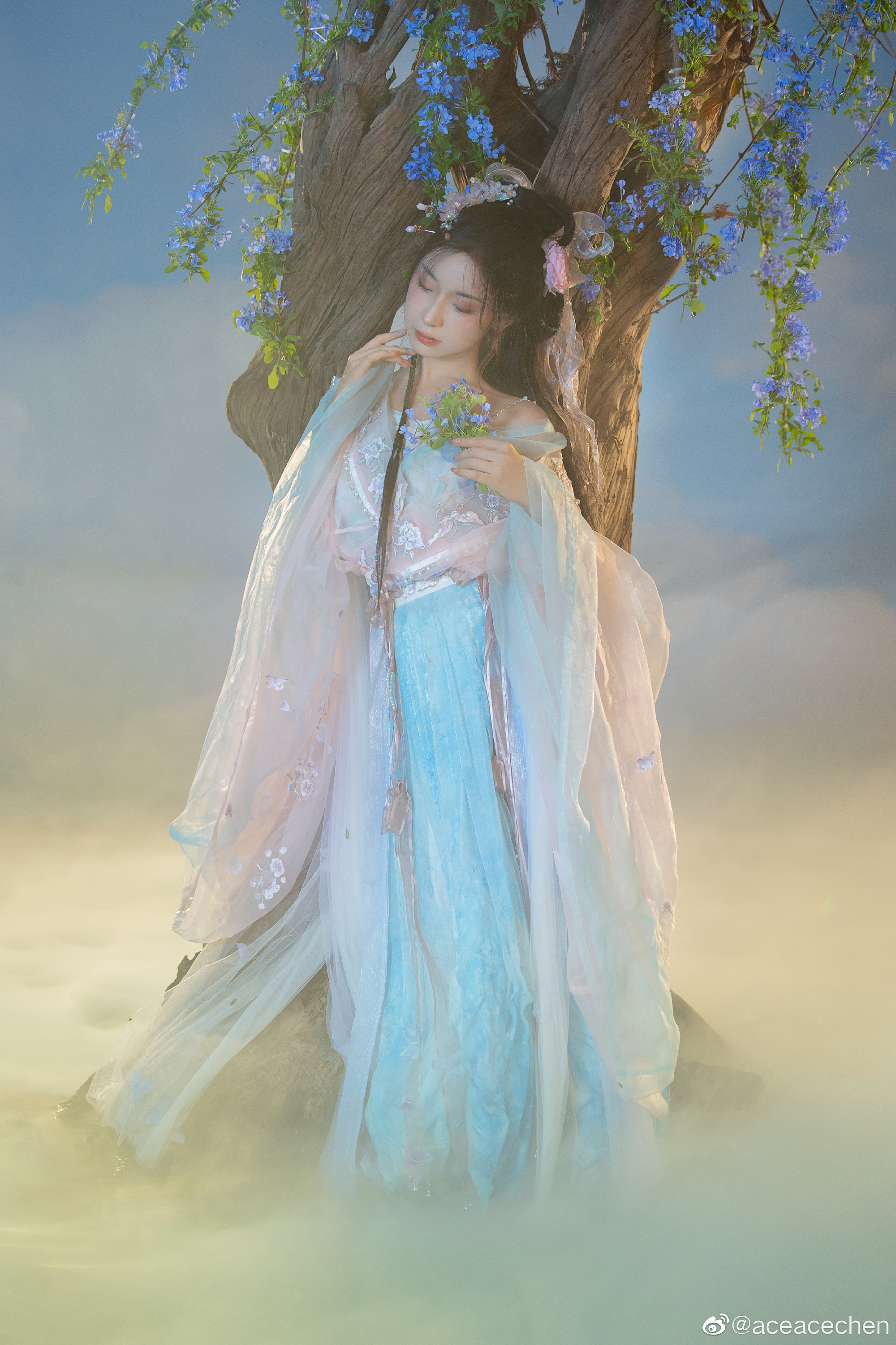 【汉服写真】梦中所见 满眼山花如翡