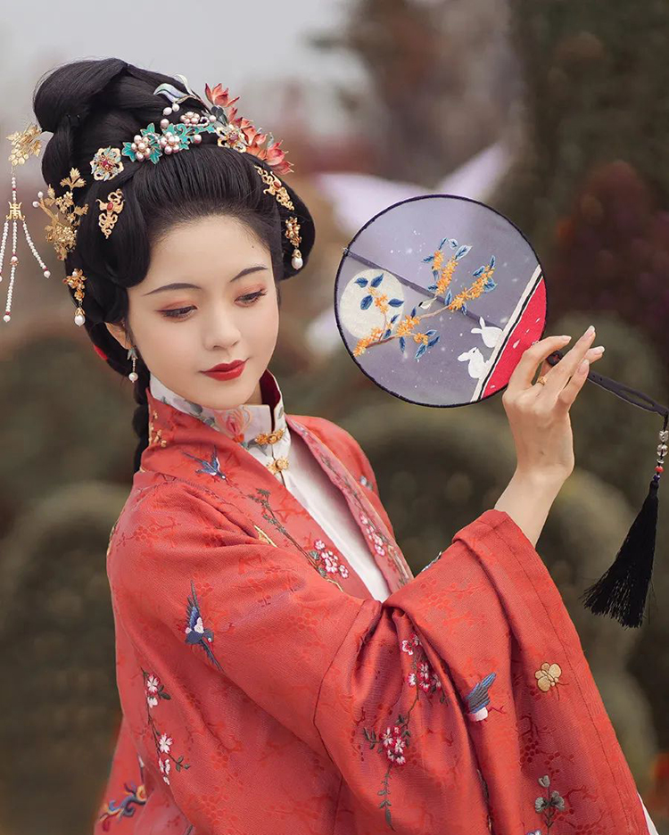 圣微再登榜首，杨馥羽首度榜眼，看2022最受欢迎的汉服模特都有谁？