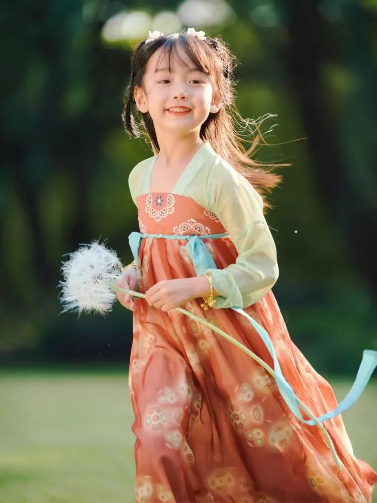 汉服童装丨上衣下裳合并是否能被接受？