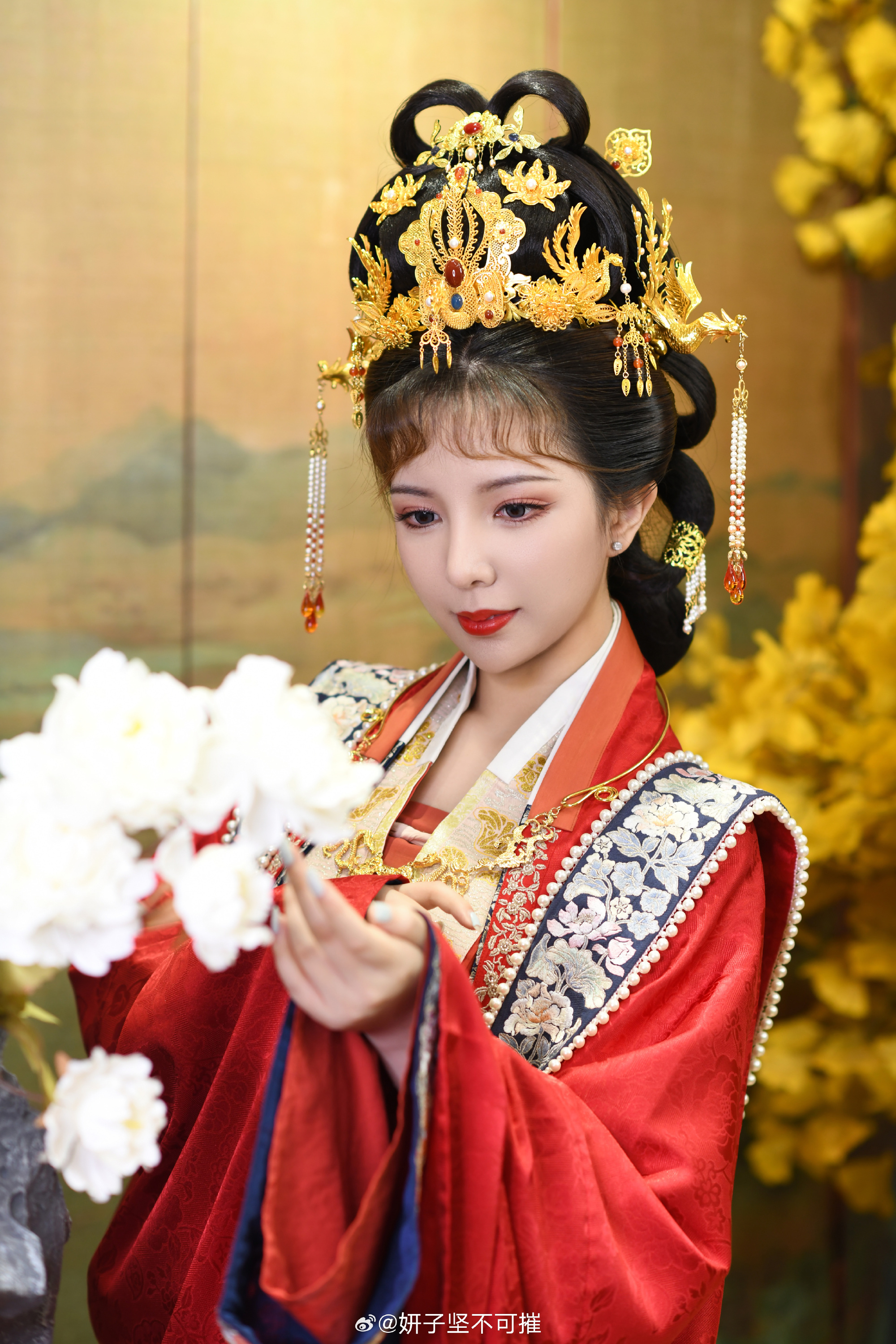 和心心老师的汉服造型作品存档。@妍子坚不可摧