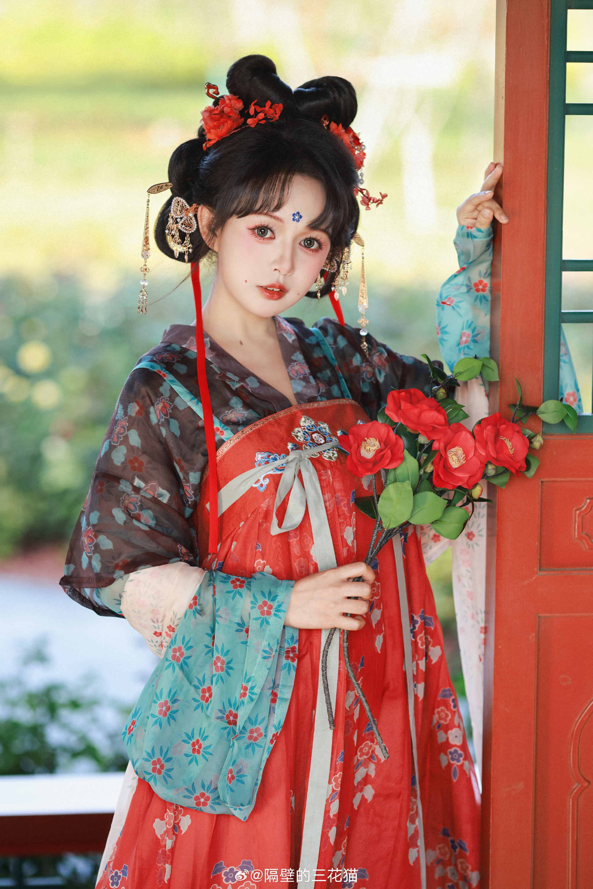 汉服 秋日里的第一抹红…@黑猫猫OvO