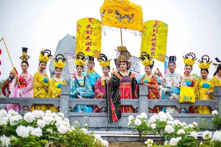 在洛阳，五一可以穿汉服去哪里玩？