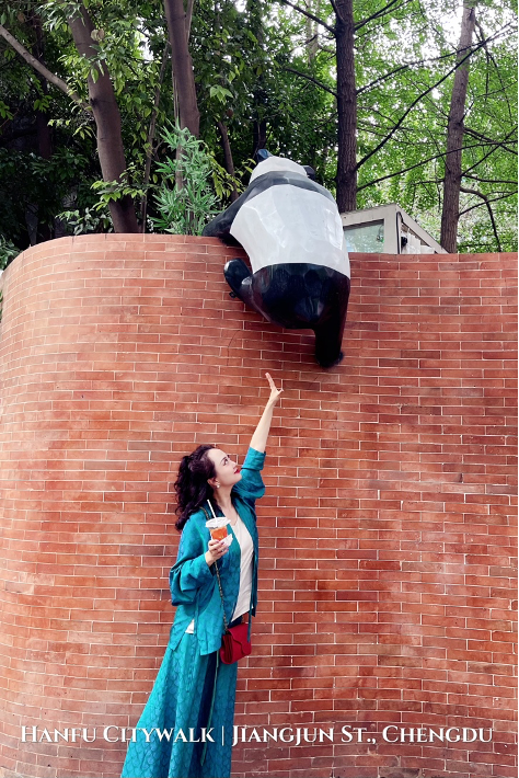 汉服｜成都溜达指南——我和熊猫有个约会