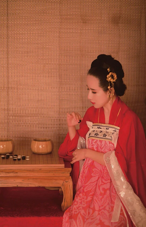 汉服复兴的背景介绍